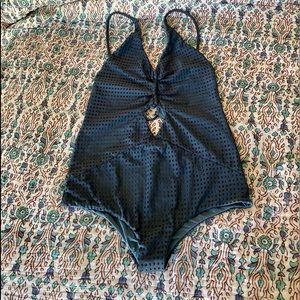 Acacia Mesh Kokomo in Denim M